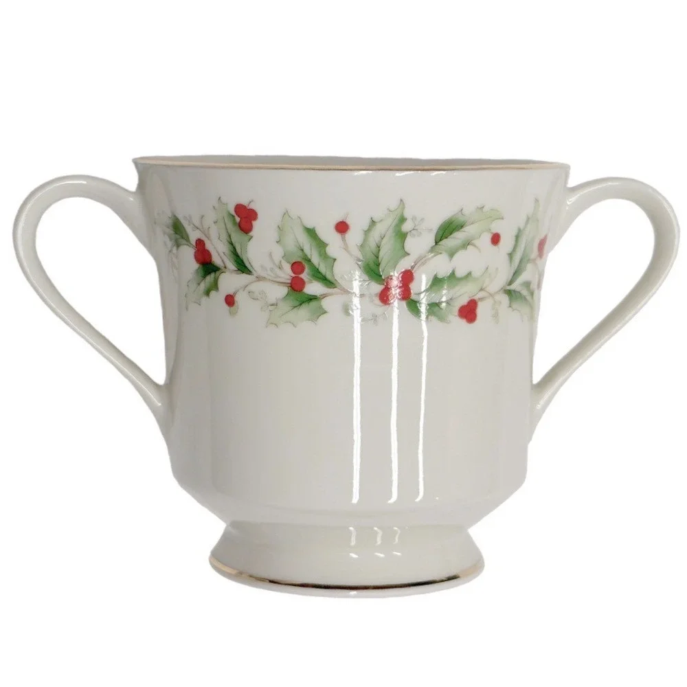 MACY'S‎ All the Trimmings HOLLY 6283SUGAR BOWL with LID Made In Japan